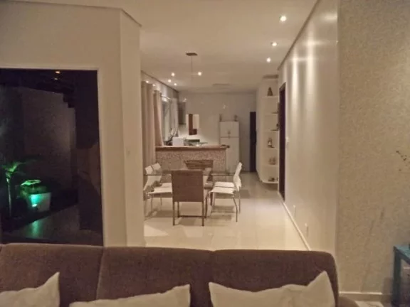 Imagem VENDE-SE EXCELENTE CASA EM SÃO SEBASTIÃO DO PARAISO ( ACEITA TROCA EM FRANCA-SP)