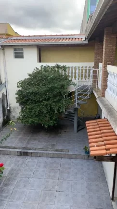 Imagem Sobrado com 3 dormitórios à venda, 300 m² por R$ 650.000,00 - Jardim Santa Helena - Poá/SP