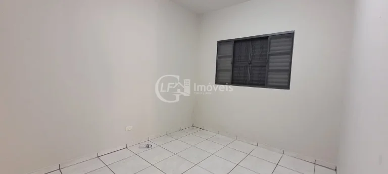 Imagem Casa de 4 quartos e 1 suíte à venda em Campo Grande-MS, Bairro Coophasul, com 250m² de área e 4 vagas de garagem