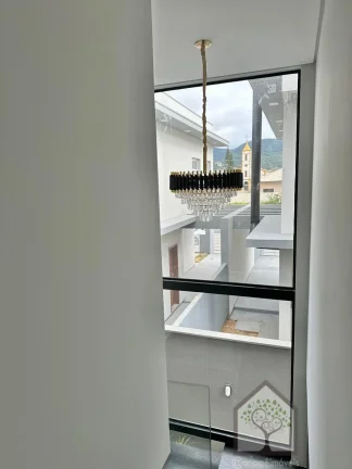 Imagem Bela casa de Alto Padrão nos Ingleses