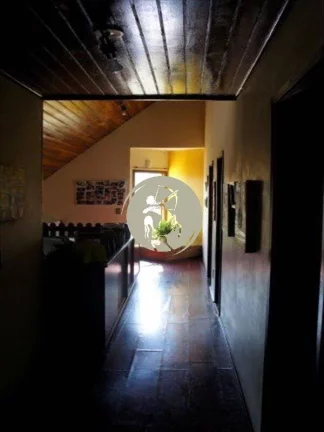 Imagem CASA ALPHAVILLE 9 SOBRADO REPLETO DE ARMARIOS EM ALAMEDA TRANQUILA, CASA COM PISCINA,CHURRASQUEIRA,F...