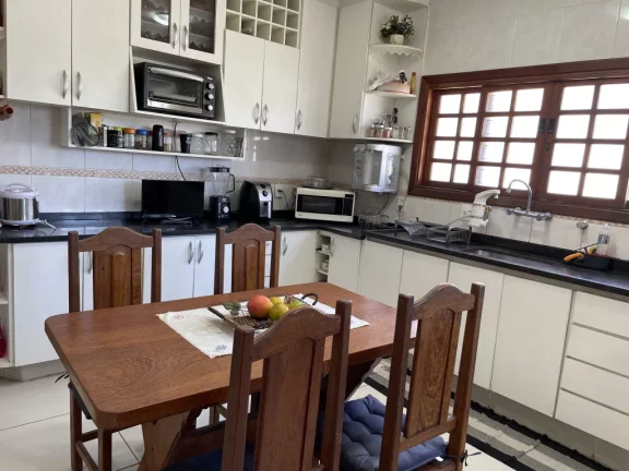 Imagem Casa - Granja Viana - Dom Henrique III | Batelli Imóveis