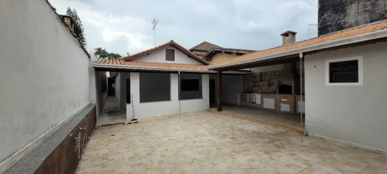 Imagem Casa com 5 dormitórios à venda, 287 m² por R$ 1.600.000,00 - Vila Acoreana - Poá/SP