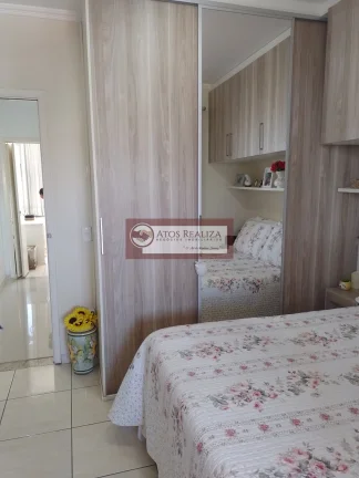 Imagem Vendo Excelente Sobrado, Repletos em Armários - São Paulo