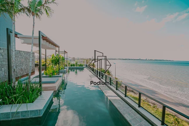 Imagem Apartamento térreo com área privativa á beira mar no Bessa - AP2871