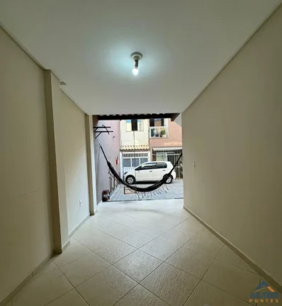 Imagem Casa Duplex com 2 Suítes à Venda em Condomínio Fechado no Bairro Lagoa Funda - Guarapari-ES