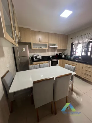 Imagem Sobrado com 92m² com localização privilegiada 850mts da Estação Tamanduateí
