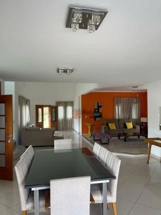 Imagem Sobrado com 4 dormitórios à venda, 395 m² por R$ 2.500.000 - Condomínio Shambala II - Atibaia/SP