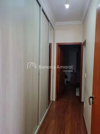 Imagem Sobrado à venda no bairro Betel, em Paulínia/SP, oferecendo conforto, espaço e uma excelente dist...