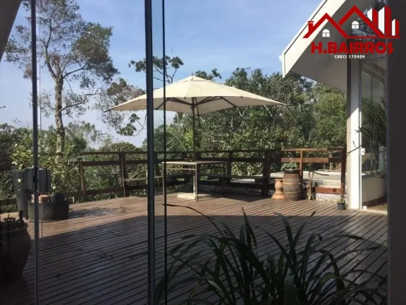 Imagem VENDE UM SOBRADO COM 5 DORMITÓRIOS EM SANTO ANTÔNIO DO PINHAL