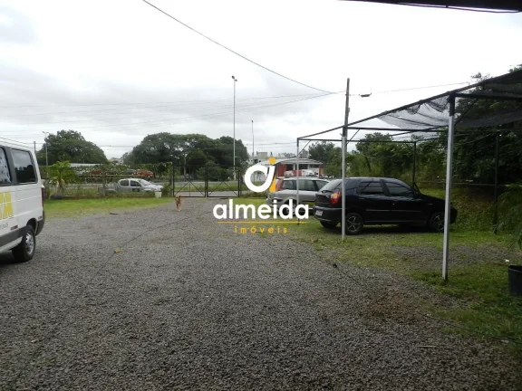 Imagem Pavilhão comercial para locação frente para BR 158 próximo a Planalto
