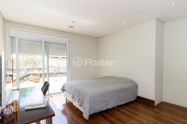 Imagem Sobrado Bela Aliança - 600M², 4 Dorms, 2 Suítes, 6 Vagas, Placas Solares.
