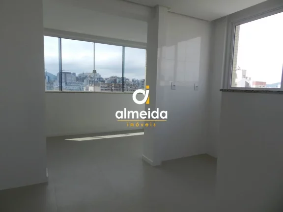 Imagem Cobertura 4 dormitórios à venda Centro Santa Maria/RS