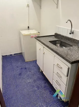 Imagem Prédio Comercial com 3 salas e 2 banheiros para Alugar em Pinheiros!!