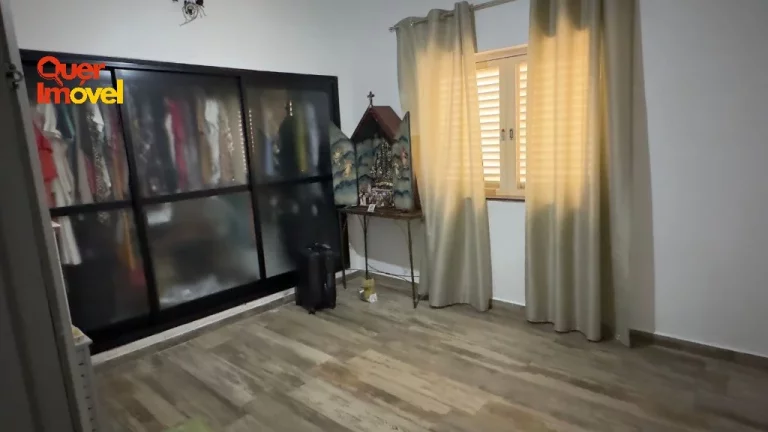 Imagem Casa à Venda em Ribeirão Preto-SP, Jardim Sumaré: 4 Quartos, 2 Suítes, 2 Salas, 4 Banheiros, 4 Vagas, 290m². Encontre seu novo lar!
