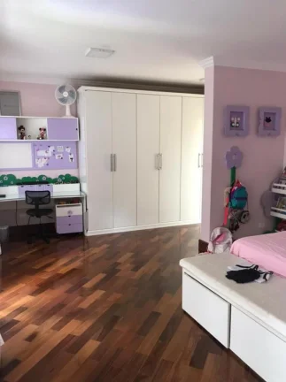 Imagem Casa no Res. Alpha 10 - 597m²