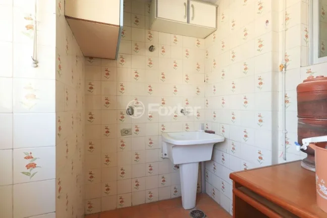 Imagem Apartamento Teodoro Sampaio - 84M², 2 Dorms, 2 Vagas Fixas Nº do Apto (103) no 1º SS, Gerador, Salão de Festas, Portaria 24h, Horta, Jardim.