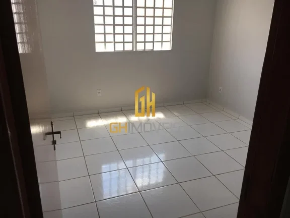 Imagem A casa possui 

- 4 quartos sendo 2 suítes 
- Sala 
- Cozinha 
- Copa 
- Área de serviço 
- Lavab...