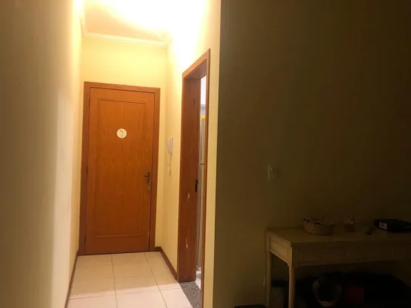 Imagem Ótimo apartamento no bairro Alto com;- 2 dormitórios sendo 1 suite com armário embutido no banhei...