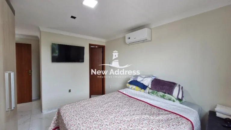 Imagem Casa com ponto comercial em Santa Bárbara, 3 quartos com suíte, excelente distribuição, 3 vagas e possibilidade de morar e trabalhar no mesmo local.