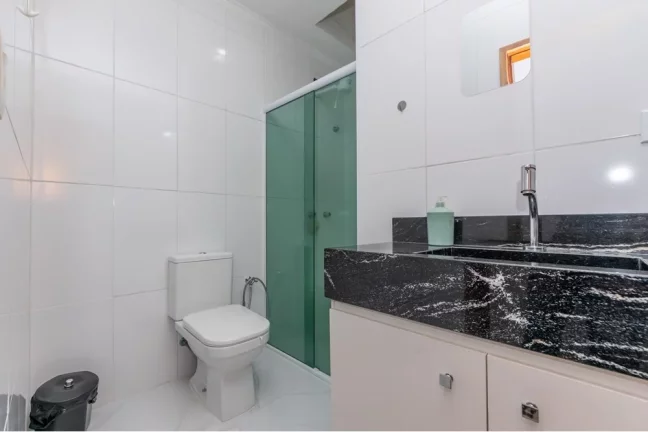 Imagem Sobrado 69m² em rua tranquila – 2 dormitórios + churrasqueira