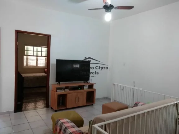 Imagem Casa à venda no bairro Centro - Guaratinguetá/SP