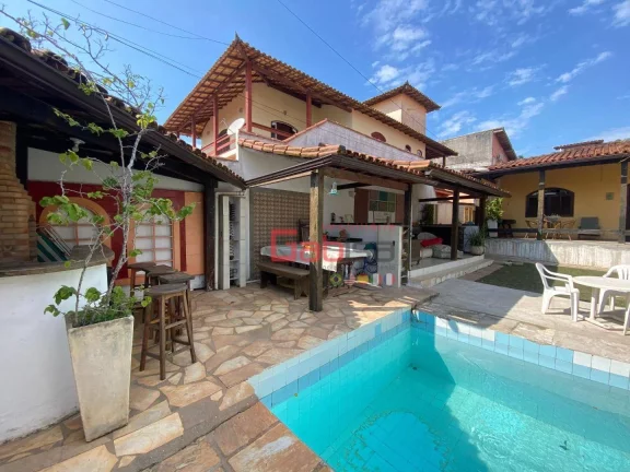Imagem Casa com 13 quartos, ideal para Pousada e Airbnb lazer com piscina e churrasqueira à venda, 197 m² por R$ 850.000,00 - Rasa - Armação dos Búzios/RJ.