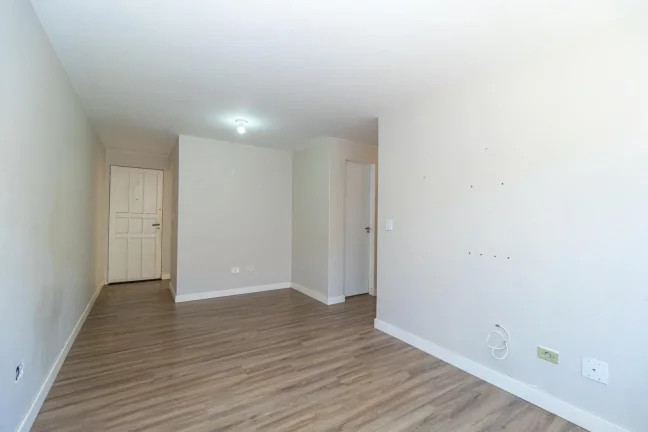 Imagem Apartamento de 3 quartos no bairro Campo Comprido