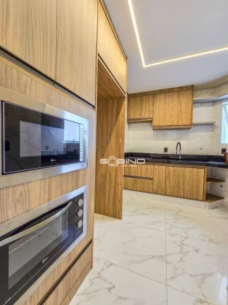 Imagem Apartamento Pé na Areia à venda na Riviera, com 3 suítes, mais suíte funcionaria, 153m², com 2 vagas