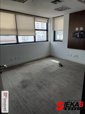 Imagem Sala Comercial de Alto Padrão para Locação em Cerqueira César - São Paulo-SP: 2 salas, 2 banheiros, 4 vagas, 60m².