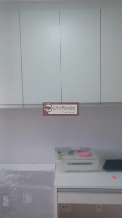Imagem Alugo Excelente Apartamento... Contem 2 dorm todos com planejados...sala de estar e de jantar integrada... cozinha com planejados...lavanderia com planejados...1 banheiro...O condomínio oferece... piscina academia... brinquedoteca... mercadinho...area kid