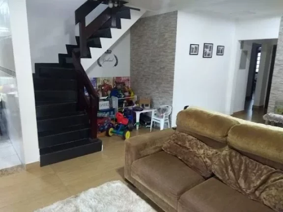 Imagem Casa com 3 quartos à venda, 288 m² por R$ 950.000 - Mairiporã - Mairiporã/SP