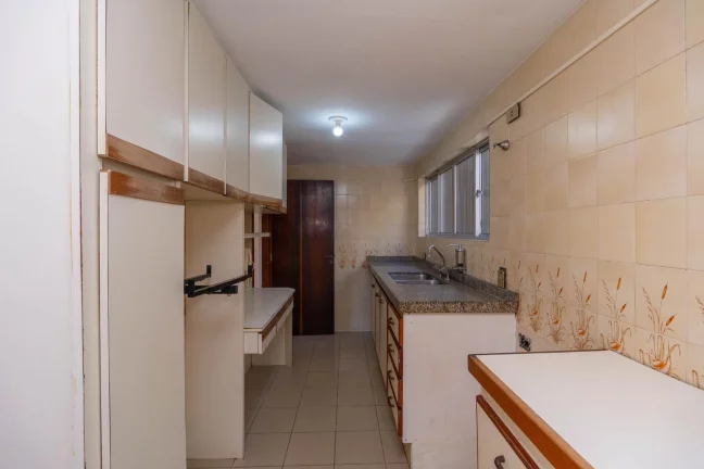 Imagem Casa Comercial no Seminário Curitiba