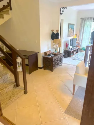 Imagem Casa com 3 dormitórios sendo1 suíte piscina e 2 vagas - Praia de Taquaras, Balneário Camboriú/SC
