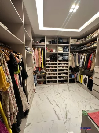 Imagem VENDO CASA 3/4 EM CONDOMÍNIO - SIM