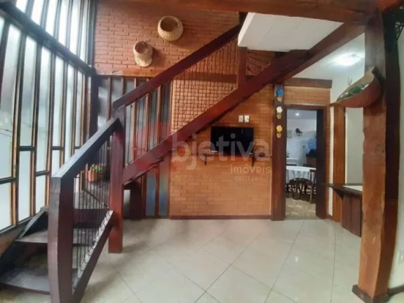 Imagem Casa com 3 dormitórios à venda, 92 m² por R$ 400.000,00 - Peró - Cabo Frio/RJ