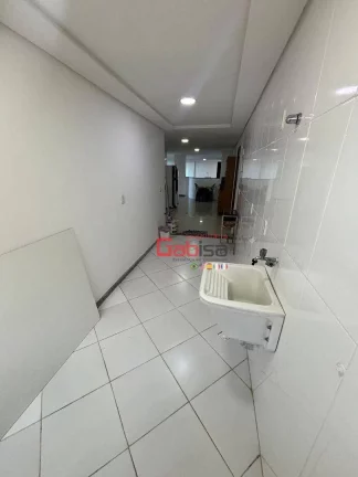 Imagem Apartamento com 3 dormitórios à venda, 220 m² por R$ 1.500.000,00 - Braga - Cabo Frio/RJ