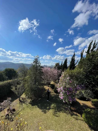 Imagem Chalé à venda, com 2 quartos, 1700m2