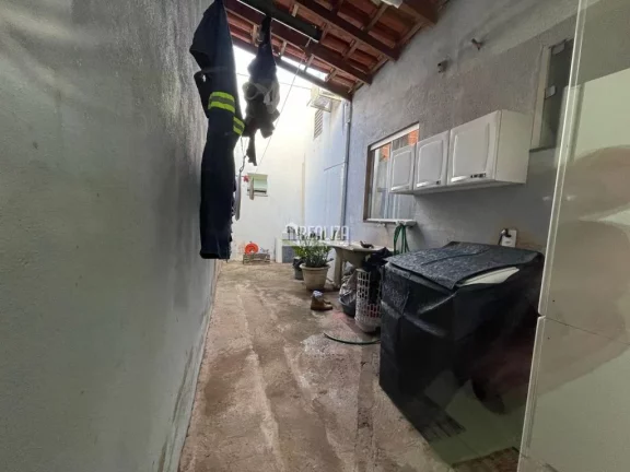 Imagem Casa à venda no bairro Parque dos Girassóis em Uberaba