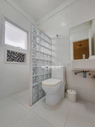 Imagem Casa à venda e Locação Anual, com 3 dormitórios sendo 3 suítes, 190m² área útil – Riviera de São Lourenço Bertioga SP