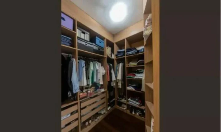 Imagem Sobrado para Venda por R$790.000,00 com 220m², 3 dormitórios, 1 suite e 5 vagas - Penha, São paulo / SP - Cód. BDI37397