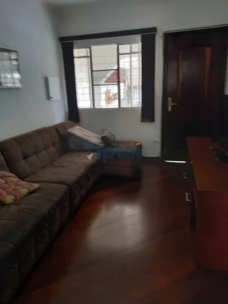 Imagem Casa no Jardim Hollyood - SBC , com 02 dormitórios , suite, quarto de empregada com wc, 2 vagas.
