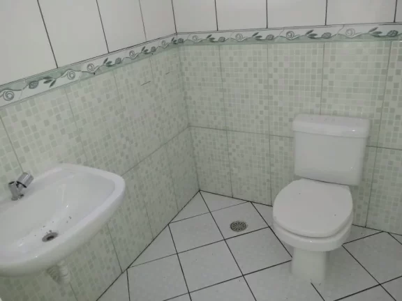 Imagem Conjunto Comercial na Silva Bueno