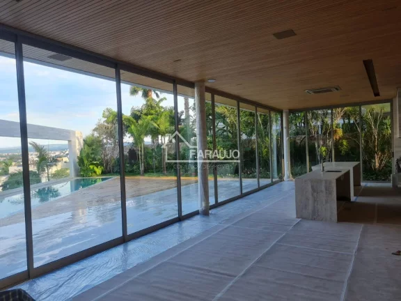 Imagem Casa em Condomínio à venda em Alphaville Nova Esplanada 2 com 677m² 4 suítes, 6 vagas
