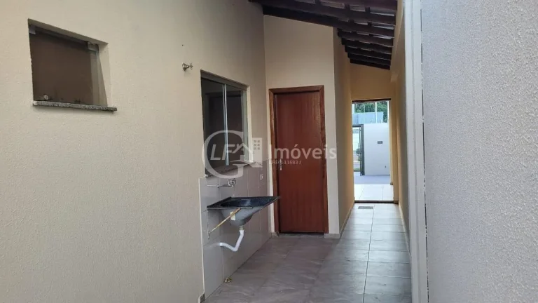 Imagem Casa à venda em Campo Grande-MS, Jardim Colúmbia: 2 quartos, 2 salas, 1 banheiro, 2 vagas de garagem!