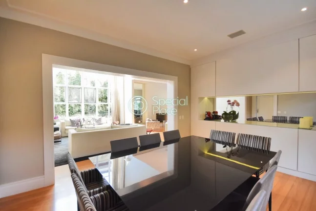 Imagem Excelente casa à venda no Morumbi, próximo ao Colégio Pio XII - Área construída: 500m² - Terre...