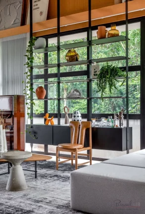 Imagem Excelente casa em condominio no bairro Cacupé! A casa possui: 4 suítes Lavabo Escritório com banh...