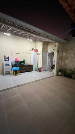Imagem Casa na Farolândia - Espaçosa 4/4 com Suítes e 2 Garagens