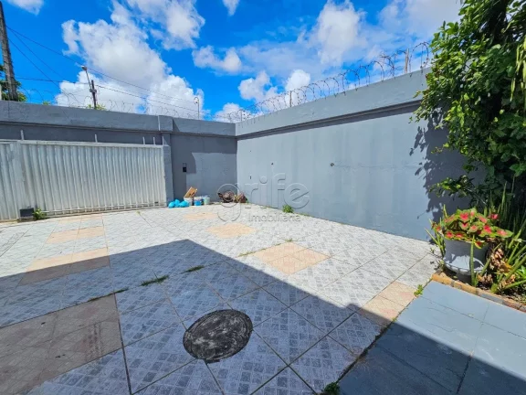 TERRENO Á VENDA NO ITAPERI DESCRIÇÃO DO TERRENO: Este terreno oferece uma excelente oportunidade ...