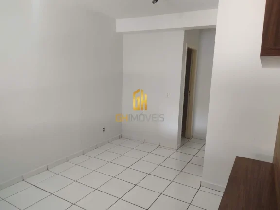 Imagem Sobrado com 3 quartos no Condomínio Las Vegas, em terreno com 200m² com 130m² de área construíd...